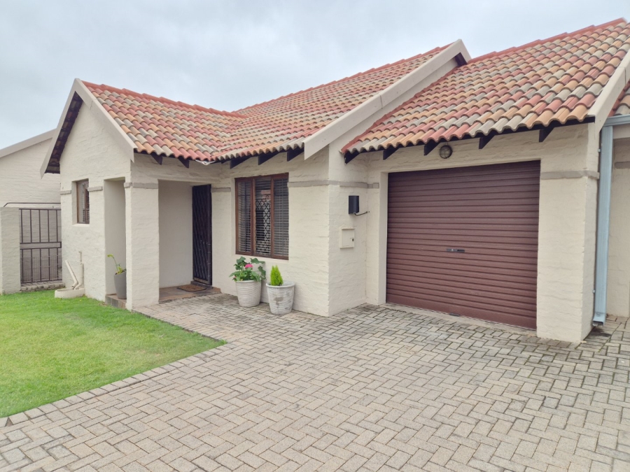 2 Bedroom Property for Sale in Vaalpark Free State